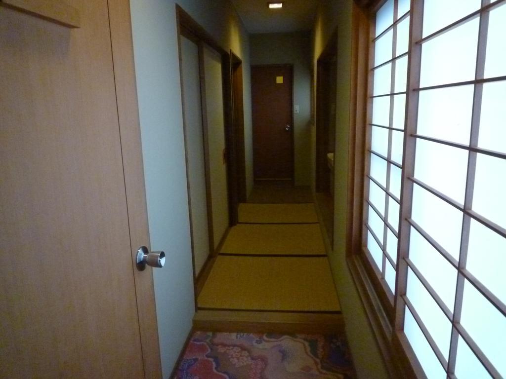 Yudanaka Tawaraya Ryokan Яманучи Стая снимка