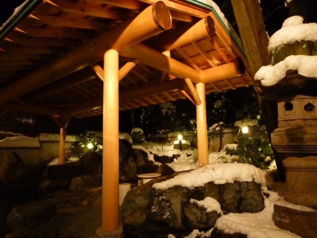 Yudanaka Tawaraya Ryokan Яманучи Екстериор снимка