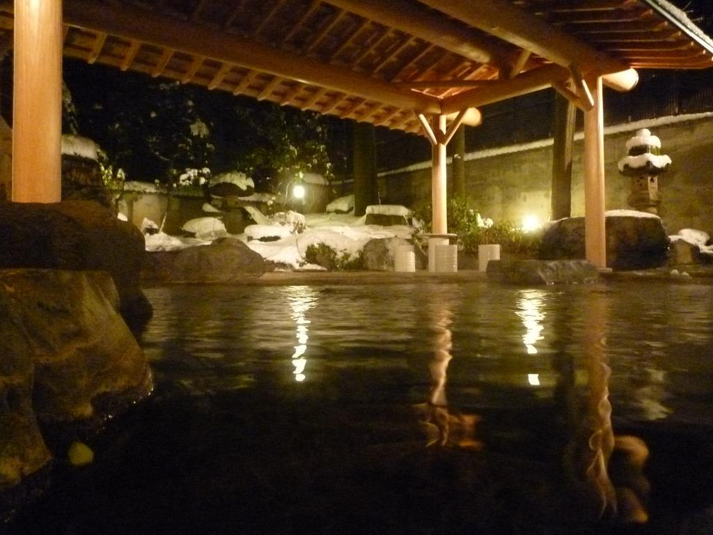 Yudanaka Tawaraya Ryokan Яманучи Екстериор снимка